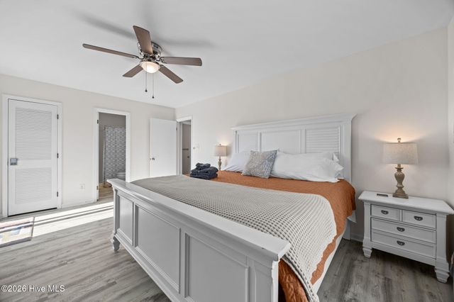 1720 N New River Drive, Surf City, NC 28445