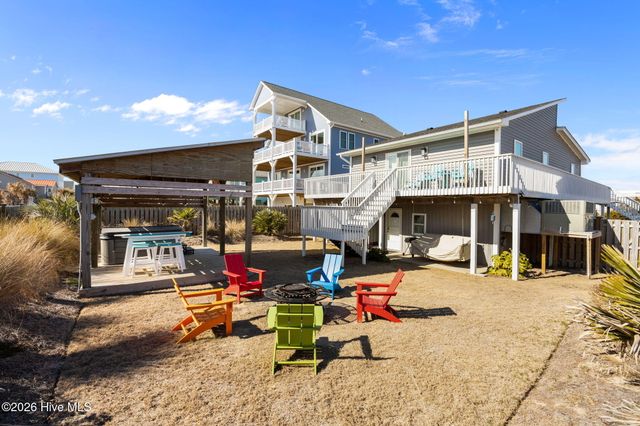 1720 N New River Drive, Surf City, NC 28445