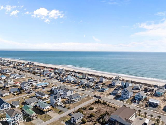 1720 N New River Drive, Surf City, NC 28445