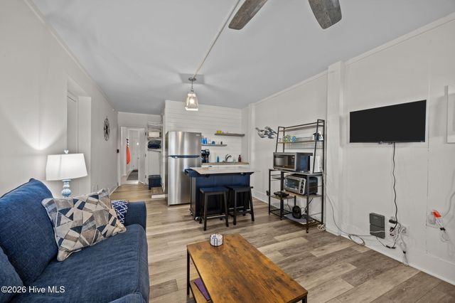 1720 N New River Drive, Surf City, NC 28445