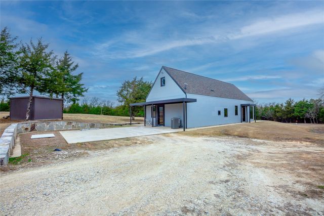 511 County Road 4264, Leonard, TX 75452