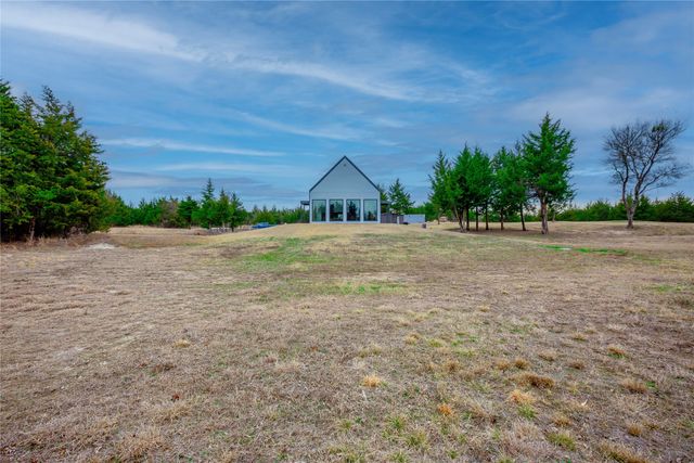 511 County Road 4264, Leonard, TX 75452