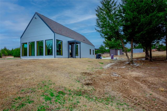 511 County Road 4264, Leonard, TX 75452