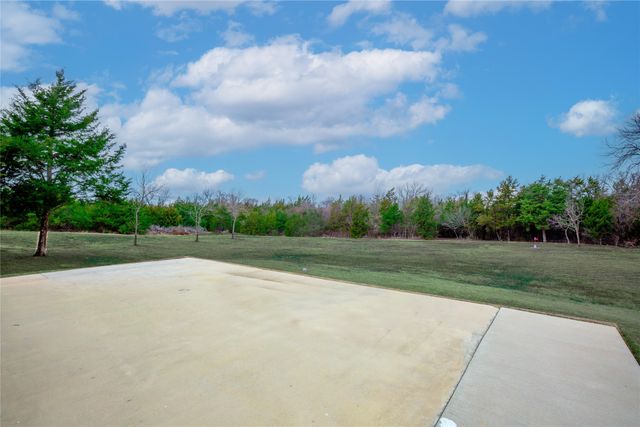 511 County Road 4264, Leonard, TX 75452