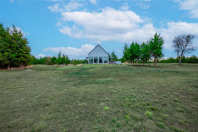 511 County Road 4264, Leonard, TX 75452