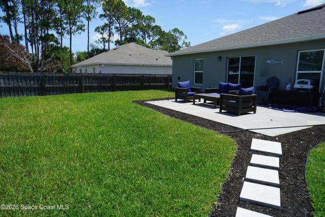 1014 Hammacher Avenue SW, Palm Bay, FL 32908
