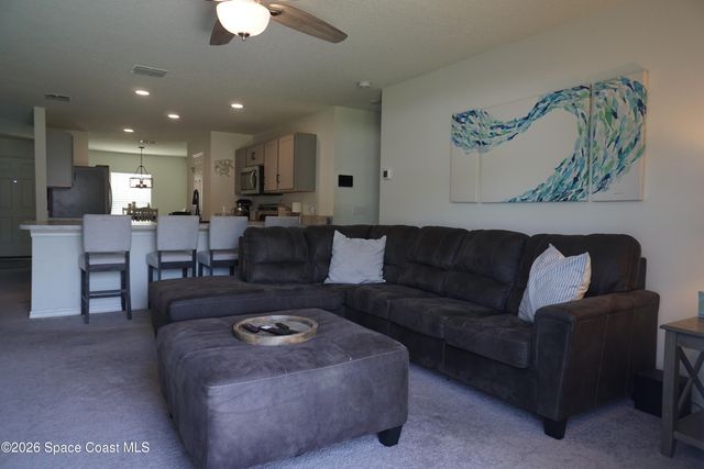 1014 Hammacher Avenue SW, Palm Bay, FL 32908