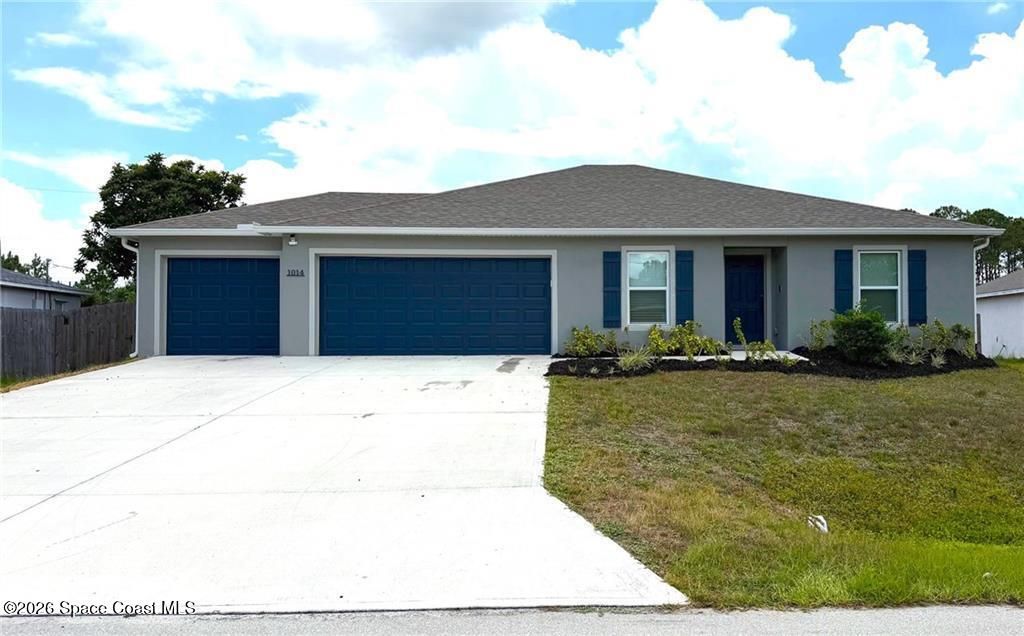 1014 Hammacher Avenue SW, Palm Bay, FL 32908