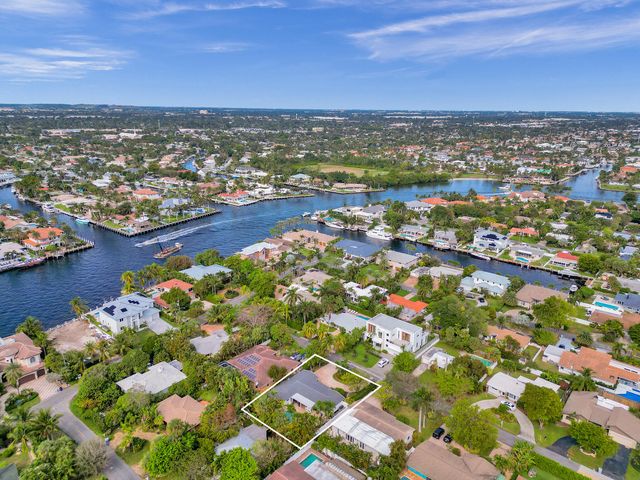 3204 Robbins Road, Pompano Beach, FL 33062