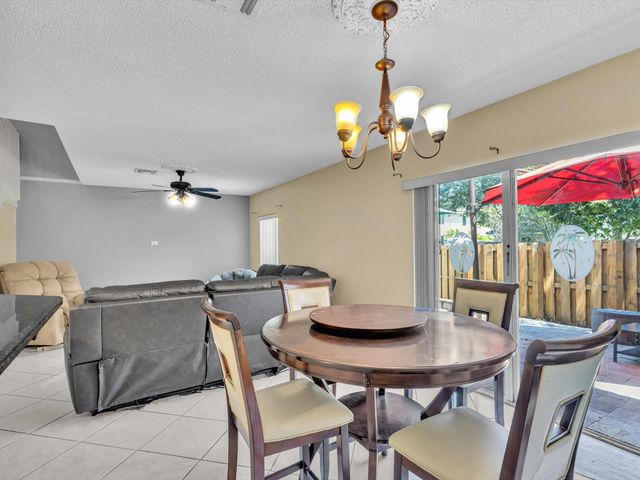 8991 NW 53rd Street, Sunrise, FL 33351