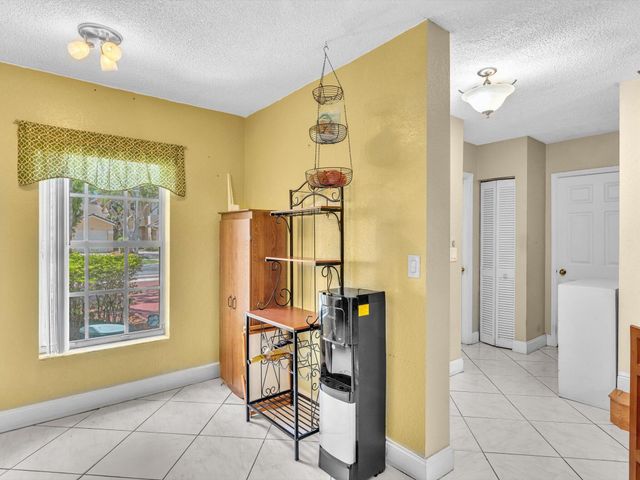 8991 NW 53rd Street, Sunrise, FL 33351