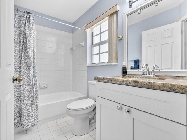 8991 NW 53rd Street, Sunrise, FL 33351