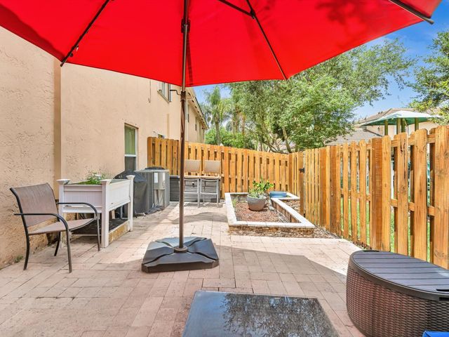 8991 NW 53rd Street, Sunrise, FL 33351