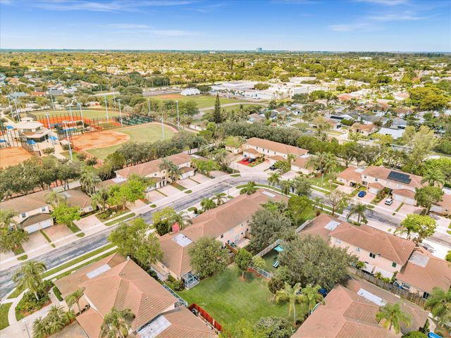 8991 NW 53rd Street, Sunrise, FL 33351