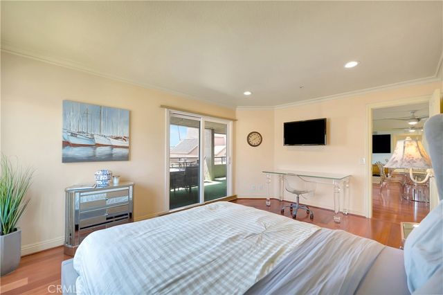 1200 Pacific Coast Highway 209, Huntington Beach, CA 92648