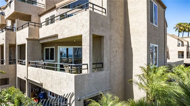 1200 Pacific Coast Highway 209, Huntington Beach, CA 92648