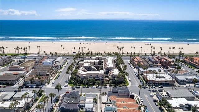 1200 Pacific Coast Highway 209, Huntington Beach, CA 92648