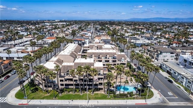 1200 Pacific Coast Highway 209, Huntington Beach, CA 92648