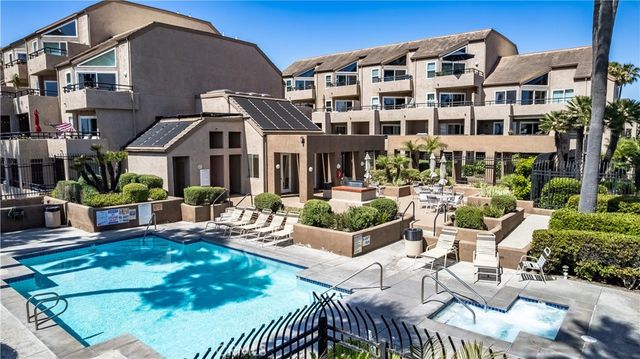 1200 Pacific Coast Highway 209, Huntington Beach, CA 92648