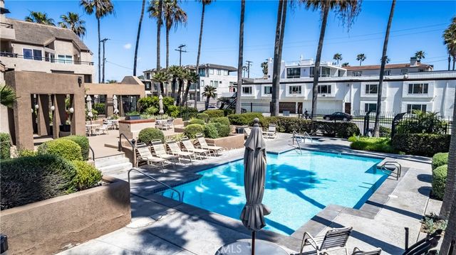 1200 Pacific Coast Highway 209, Huntington Beach, CA 92648