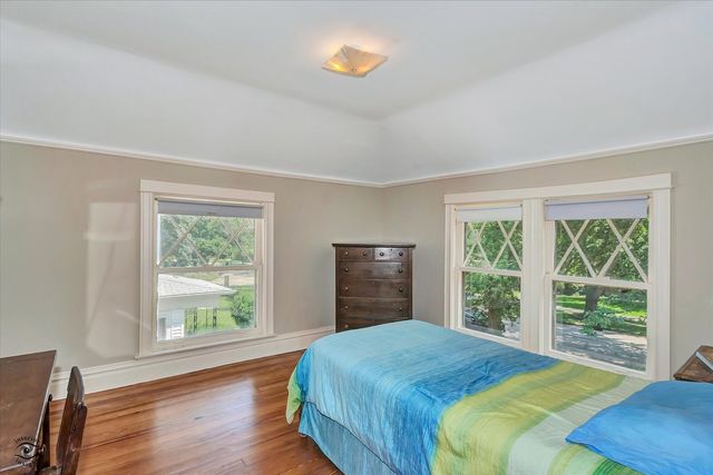 10446 S Prospect Avenue, Chicago, IL 60643