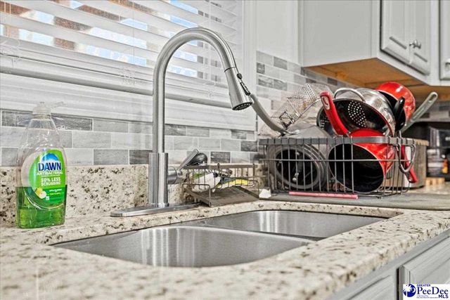 3048 Wild Turkey Drive, Effingham, SC 29541