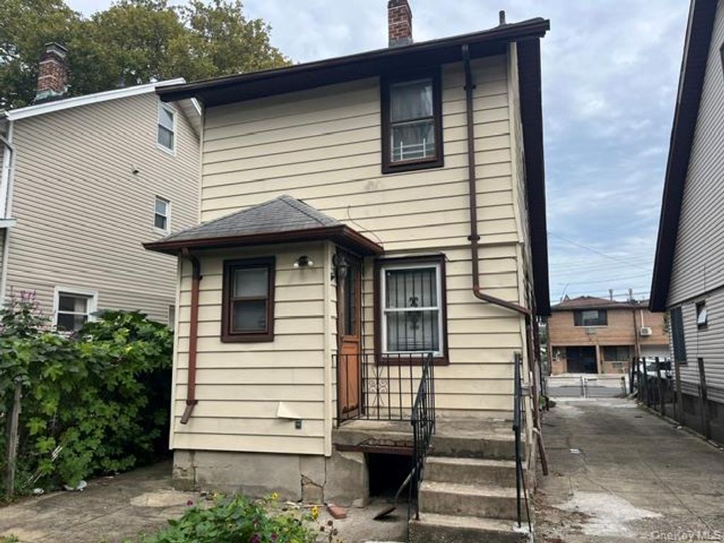 42-36 156th Street, Flushing, NY 11355 — photo 3