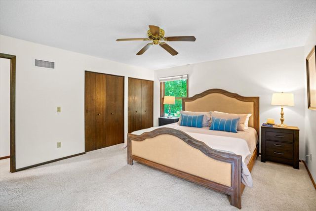 13209 Sheffield Curve, Minnetonka, MN 55305