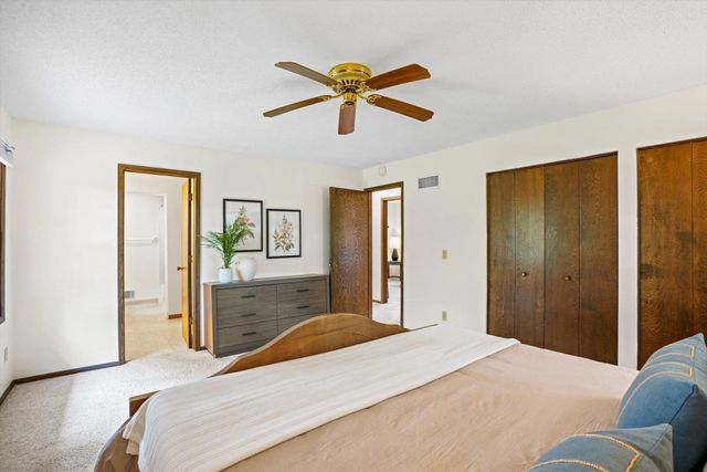 13209 Sheffield Curve, Minnetonka, MN 55305