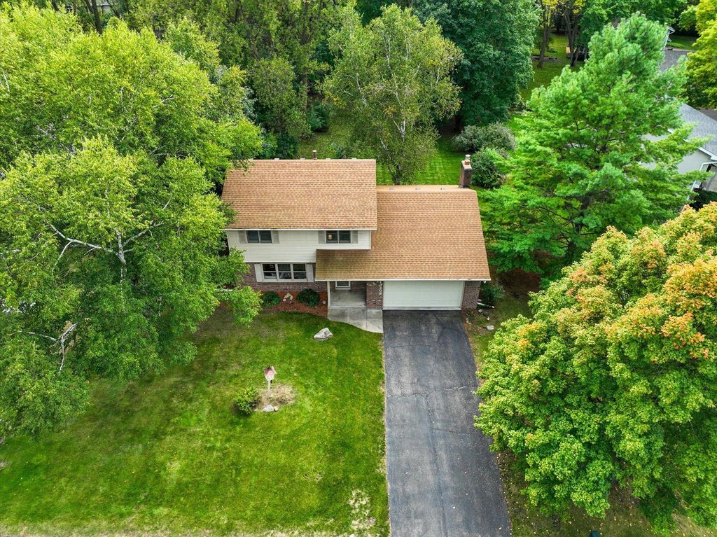 13209 Sheffield Curve, Minnetonka, MN 55305 — photo 2