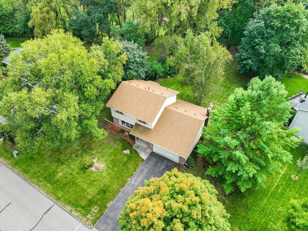 13209 Sheffield Curve, Minnetonka, MN 55305 — photo 3