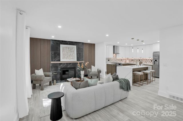 3301 Archdale Drive, Charlotte, NC 28210