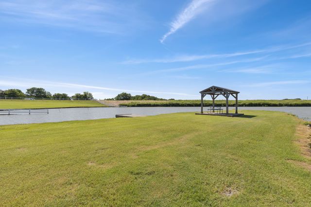 6800 Eastview Drive, Sachse, TX 75048