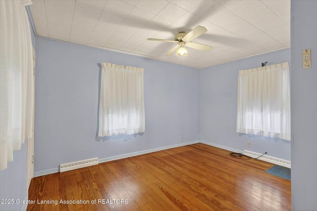 2305 Forest Avenue, Lansing, MI 48910