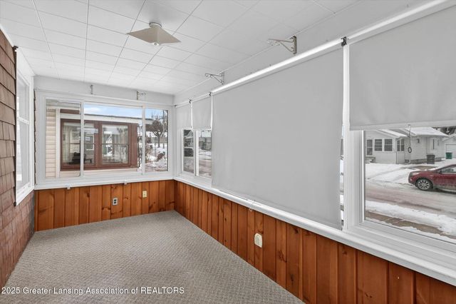 2305 Forest Avenue, Lansing, MI 48910