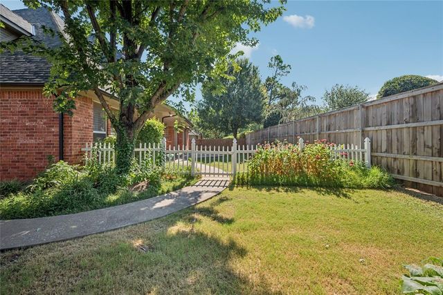508 NW 150th Place, Edmond, OK 73013
