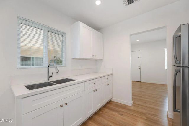 627 E Magnolia Boulevard E, Burbank, CA 91501