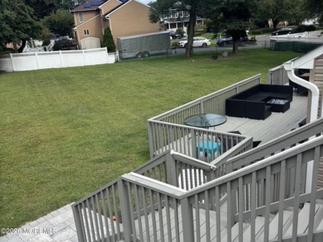 33 Barbara Lane, Oakhurst, NJ 07755