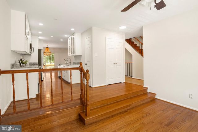 3118 BORGE ST, Oakton, VA 22124