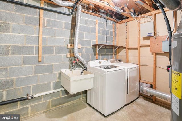 3118 BORGE ST, Oakton, VA 22124