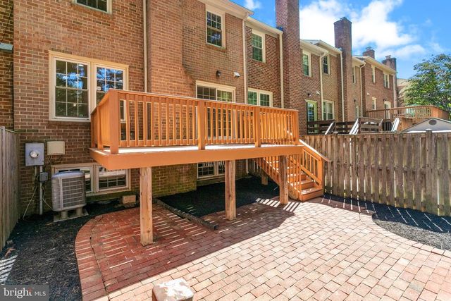 3118 BORGE ST, Oakton, VA 22124