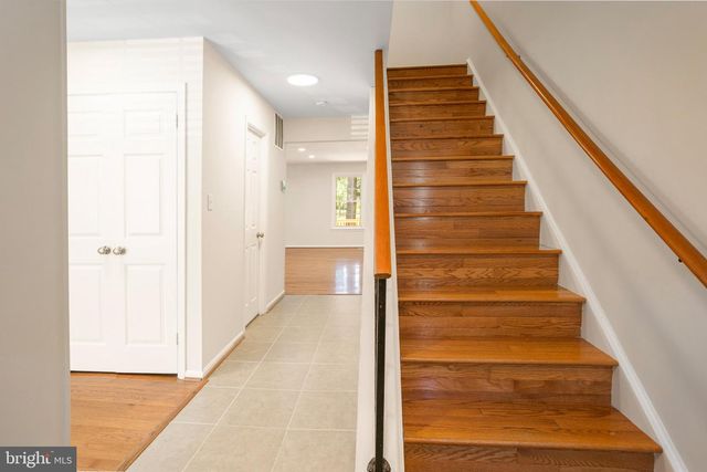 3118 BORGE ST, Oakton, VA 22124