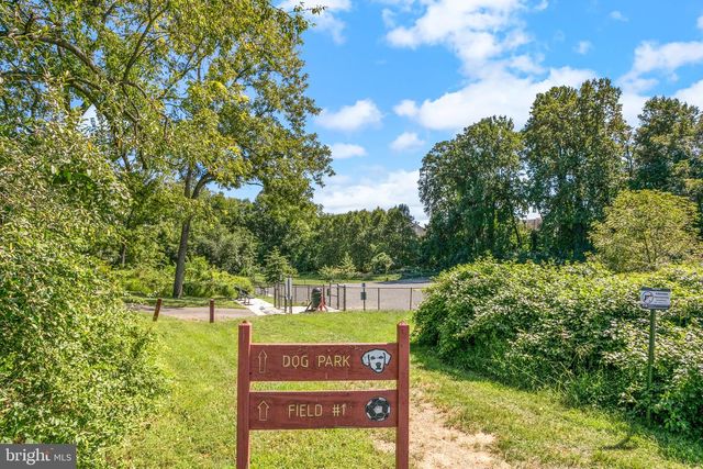 3118 BORGE ST, Oakton, VA 22124