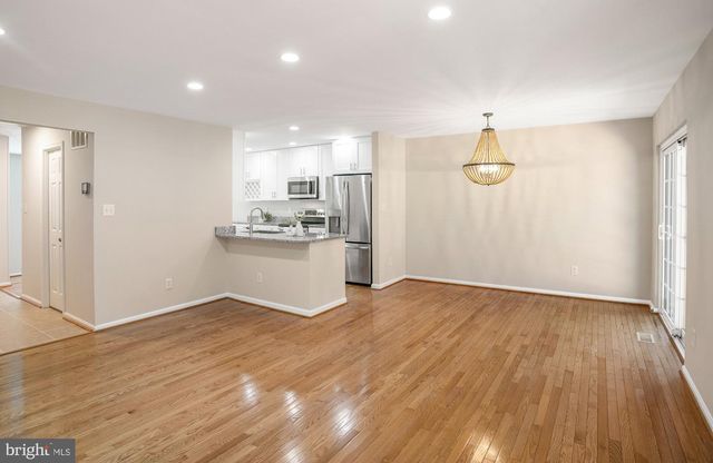 3118 BORGE ST, Oakton, VA 22124