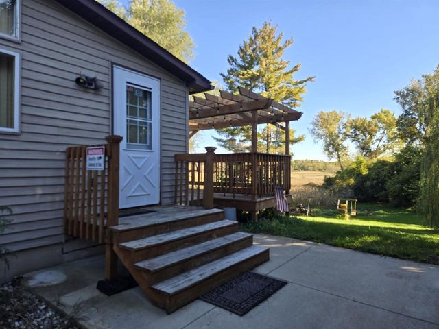 6275 County Road K, Waunakee, WI 53597