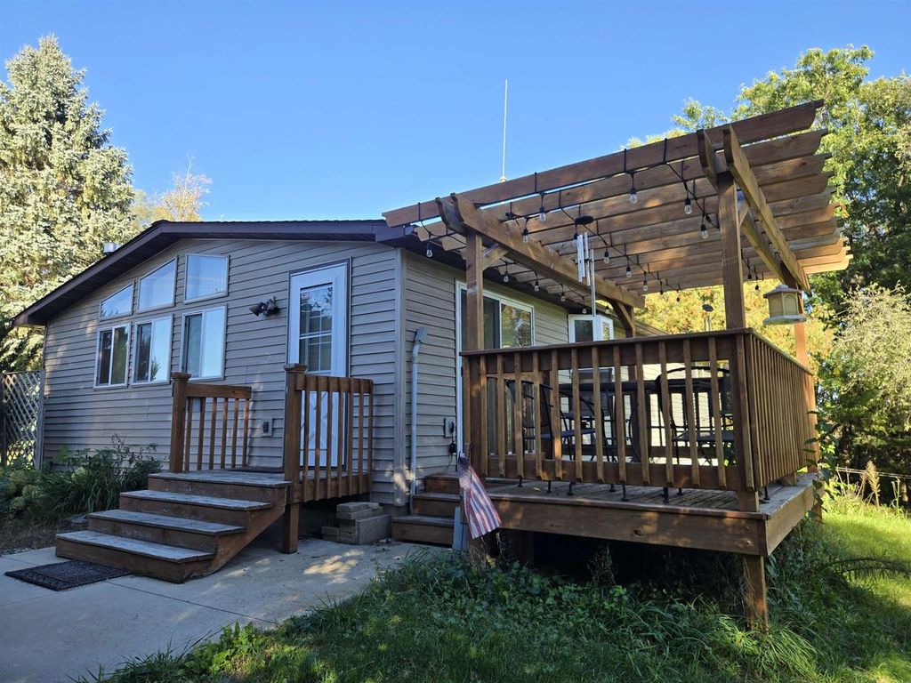 6275 County Road K, Waunakee, WI 53597
