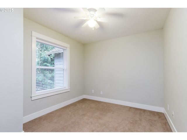 7535 Se HARRISON St, Portland, OR 97215