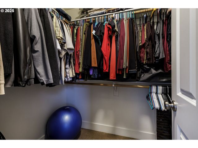 7535 Se HARRISON St, Portland, OR 97215