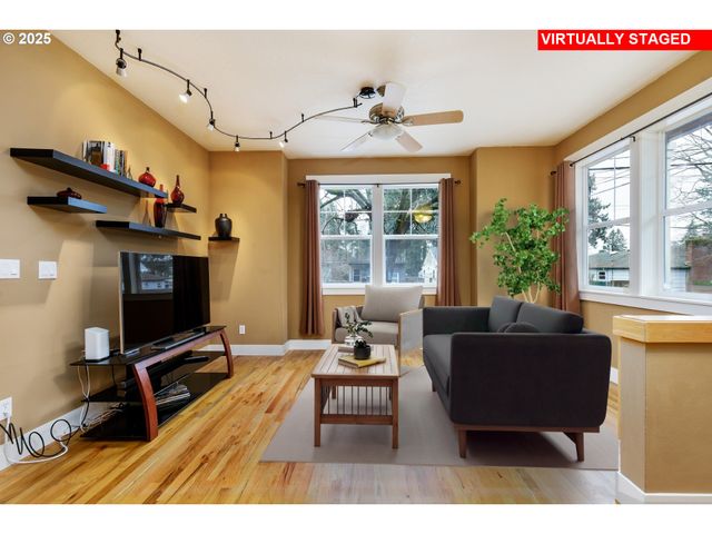 7535 Se HARRISON St, Portland, OR 97215