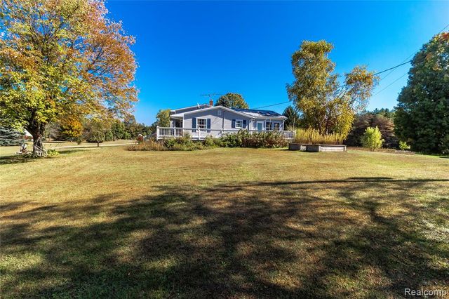 4705 Lonsberry Road, Columbiaville, MI 48421